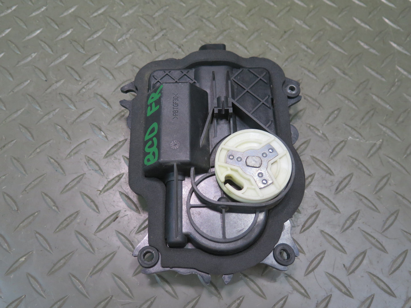 2006-2012 Bentley Flying Spur Front Right Door Lock Soft Close Actuator Motor