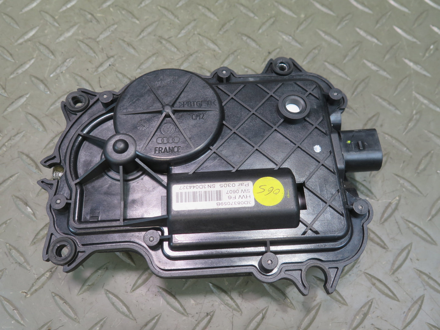 2006-2012 Bentley Flying Spur Front Right Door Lock Soft Close Actuator Motor