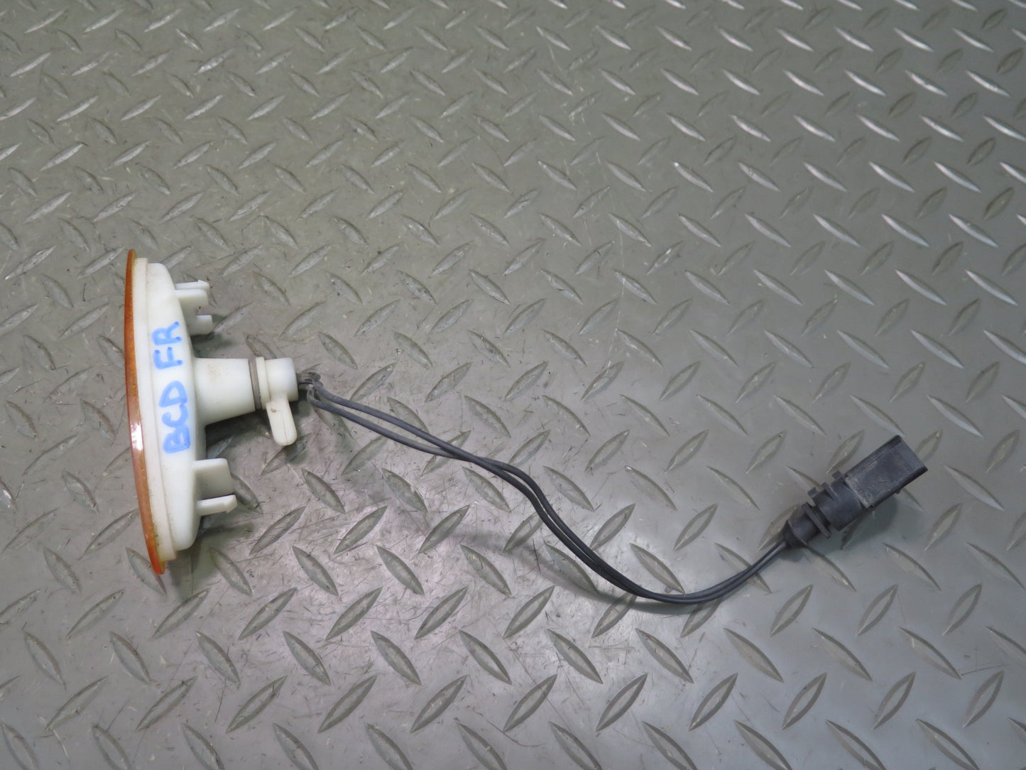 2006-2012 Bentley Continental Flying Spur Front Right Side Marker Light Lamp