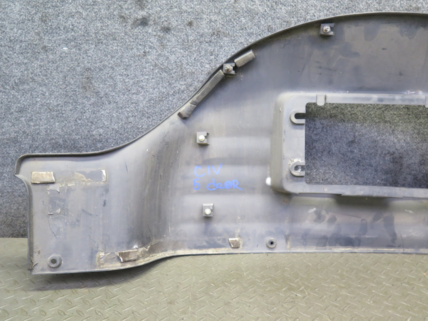 99-01 Isuzu Vehicross Rear Trunk Tailgate Molding Trim Panel Cover Protector OEM