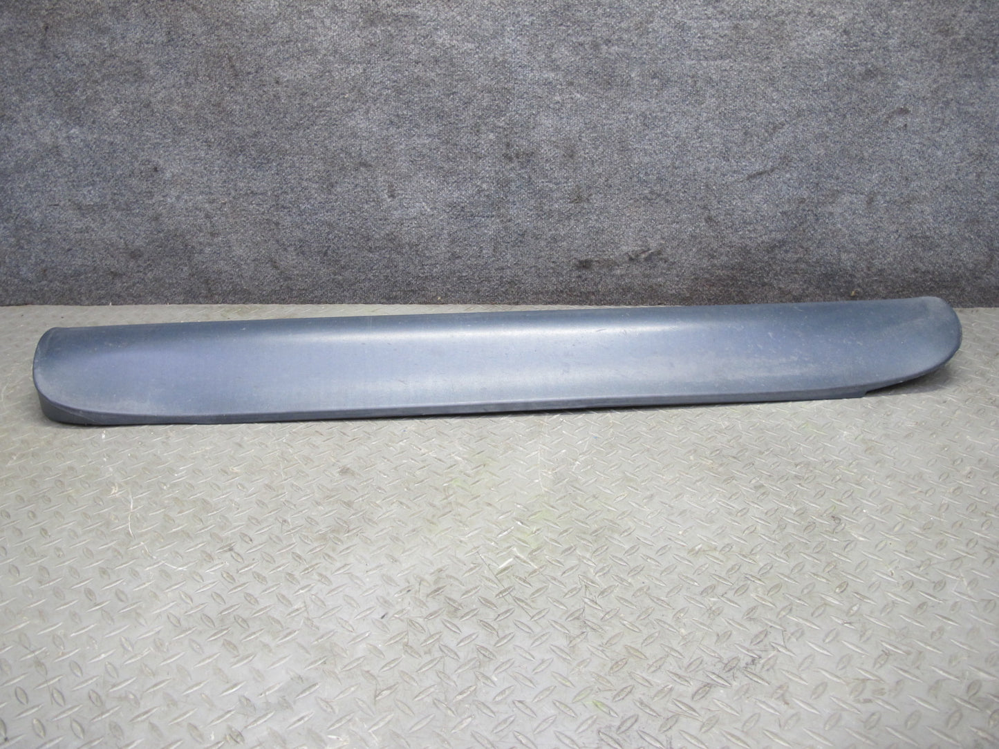 99-01 Isuzu Vehicross Left & Right Door Lower Molding Trim Panel Protector OEM