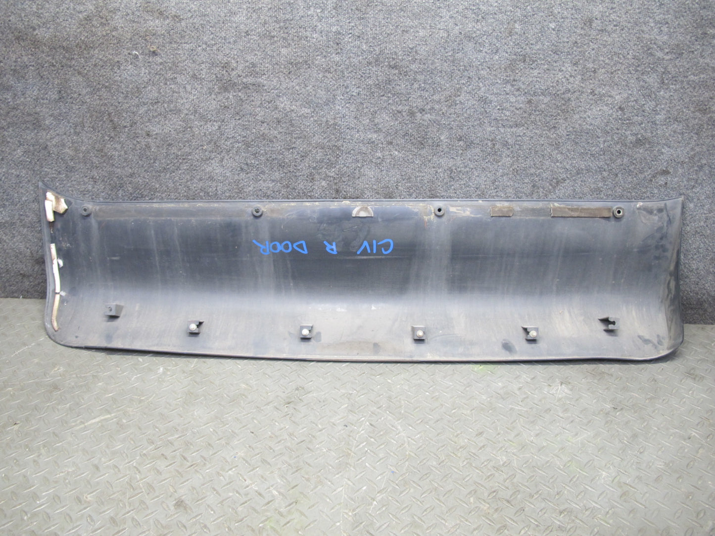 99-01 Isuzu Vehicross Left & Right Door Lower Molding Trim Panel Protector OEM