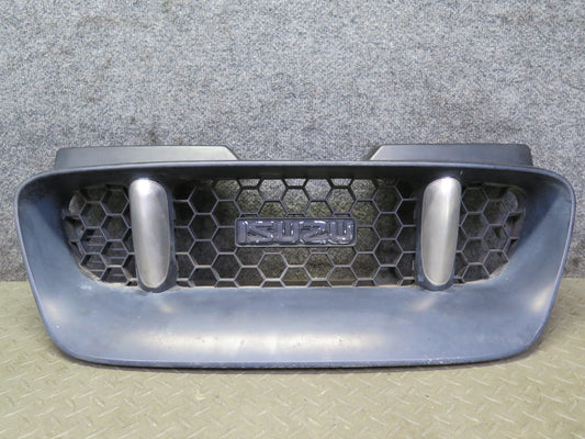 99-01 Isuzu Vehicross Front Bumper Grille Assembly OEM