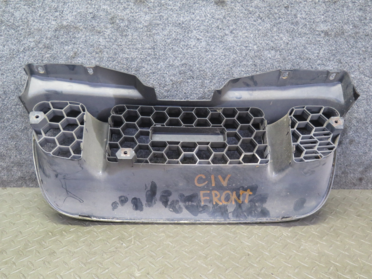 99-01 Isuzu Vehicross Front Bumper Grille Assembly OEM