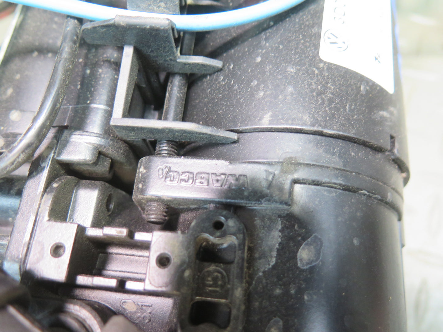 2006-2012 Bentley Continental Flying Spur Rear Air Suspension Compressor Pump