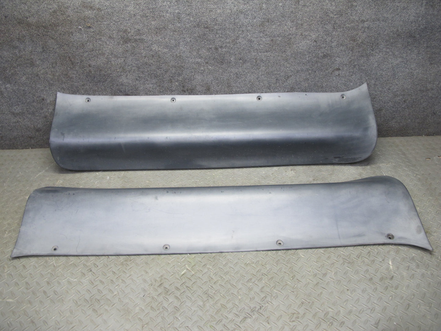 99-01 Isuzu Vehicross Left & Right Door Lower Molding Trim Panel Protector OEM