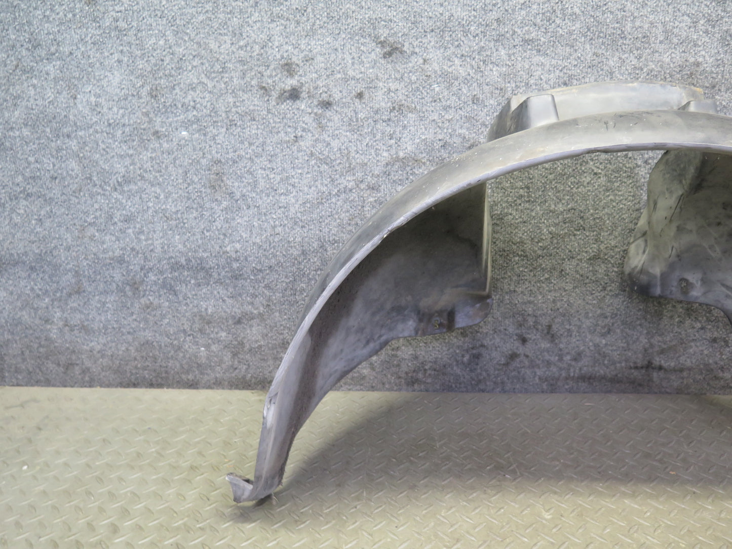 85-88 VW Scirocco MK2 Front Left & Right Fender Liner Splash Shield Set OEM