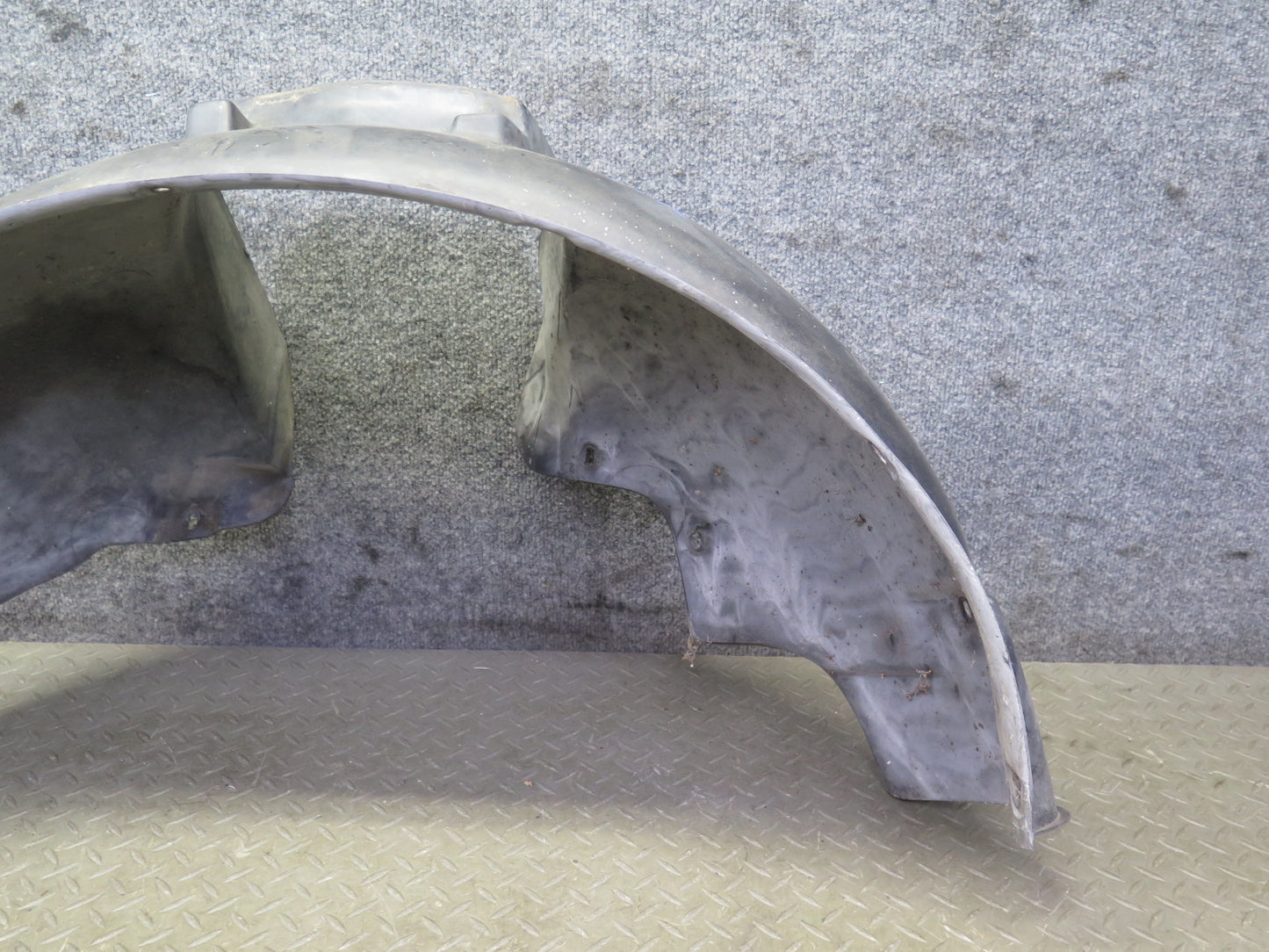 85-88 VW Scirocco MK2 Front Left & Right Fender Liner Splash Shield Set OEM