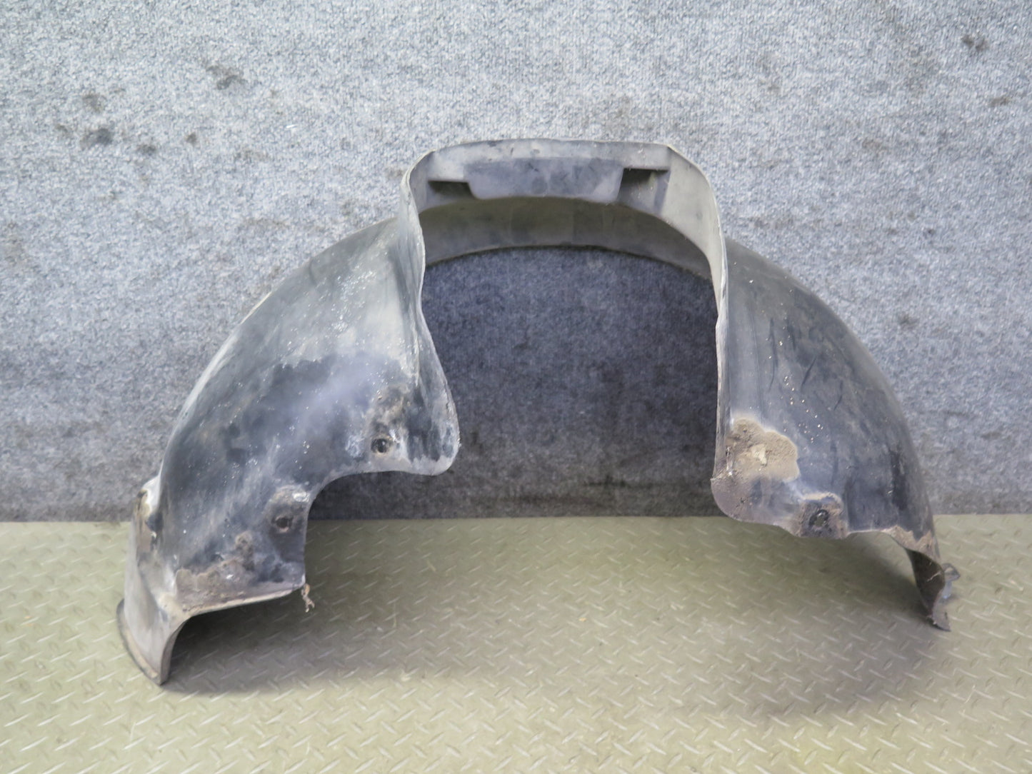 85-88 VW Scirocco MK2 Front Left & Right Fender Liner Splash Shield Set OEM