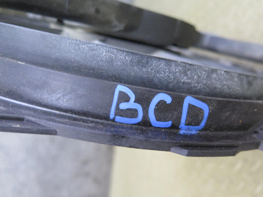 2006-2010 Bentley Flying Spur Engine Radiator Cooling Dual Fan Shroud