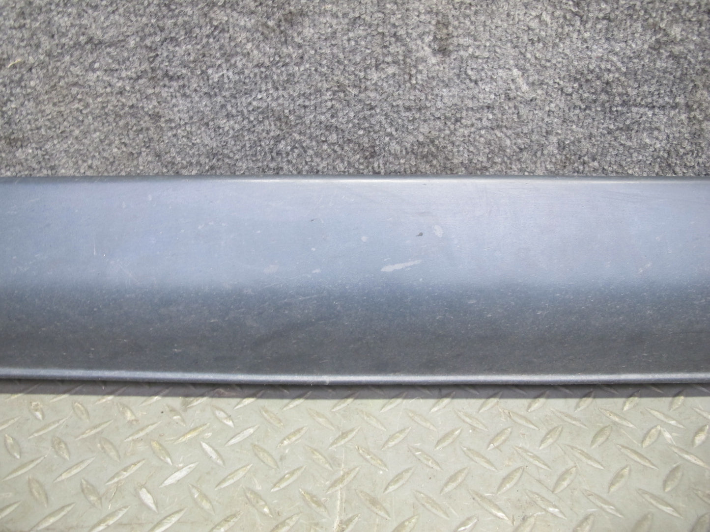 99-01 Isuzu Vehicross Set of 2 Left & Right Side Skirt Rocker Panel Molding OEM