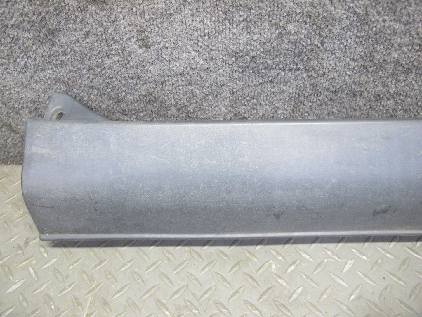 99-01 Isuzu Vehicross Set of 2 Left & Right Side Skirt Rocker Panel Molding OEM