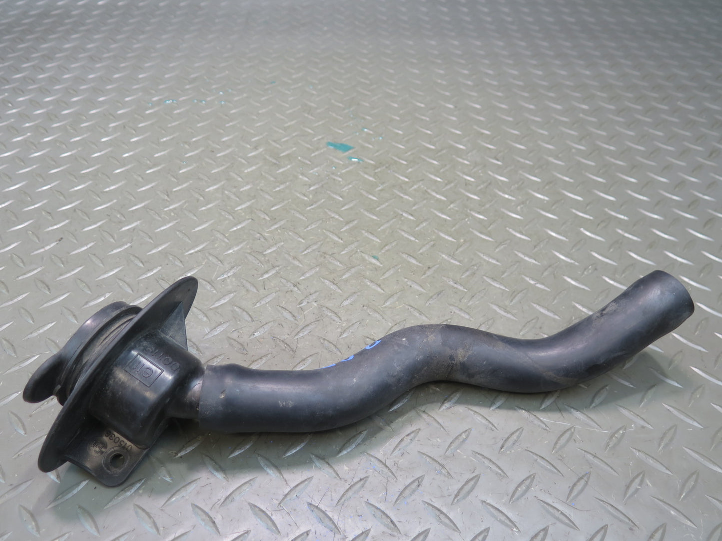 06-12 Bentley Continental Flying Spur Windshield Water Tank Reservoir Assembly