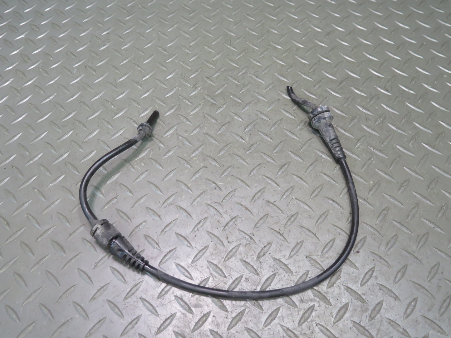 06-12 Bentley Continental Flying Spur Windshield Water Tank Reservoir Assembly