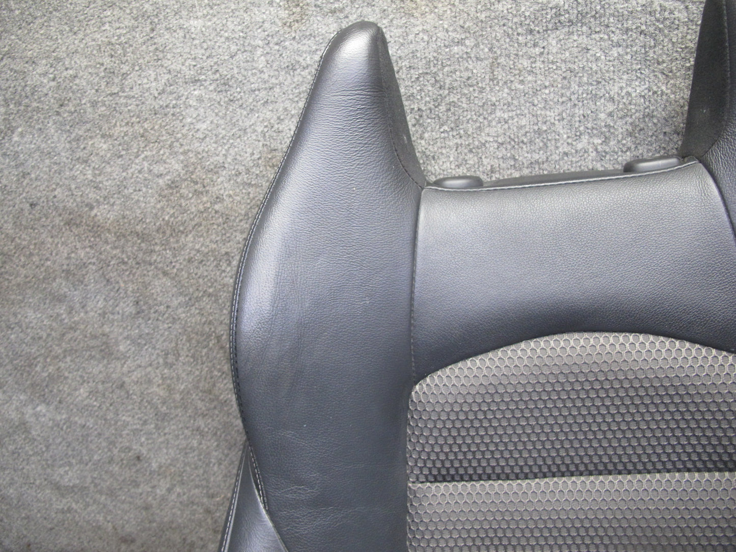 11-19 Nissan Z34 370Z Convertible Right Seat Upper Leather Cushion Backrest OEM