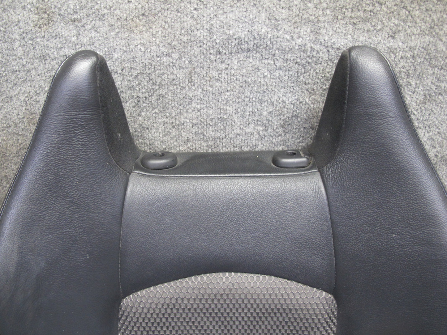 11-19 Nissan Z34 370Z Convertible Right Seat Upper Leather Cushion Backrest OEM