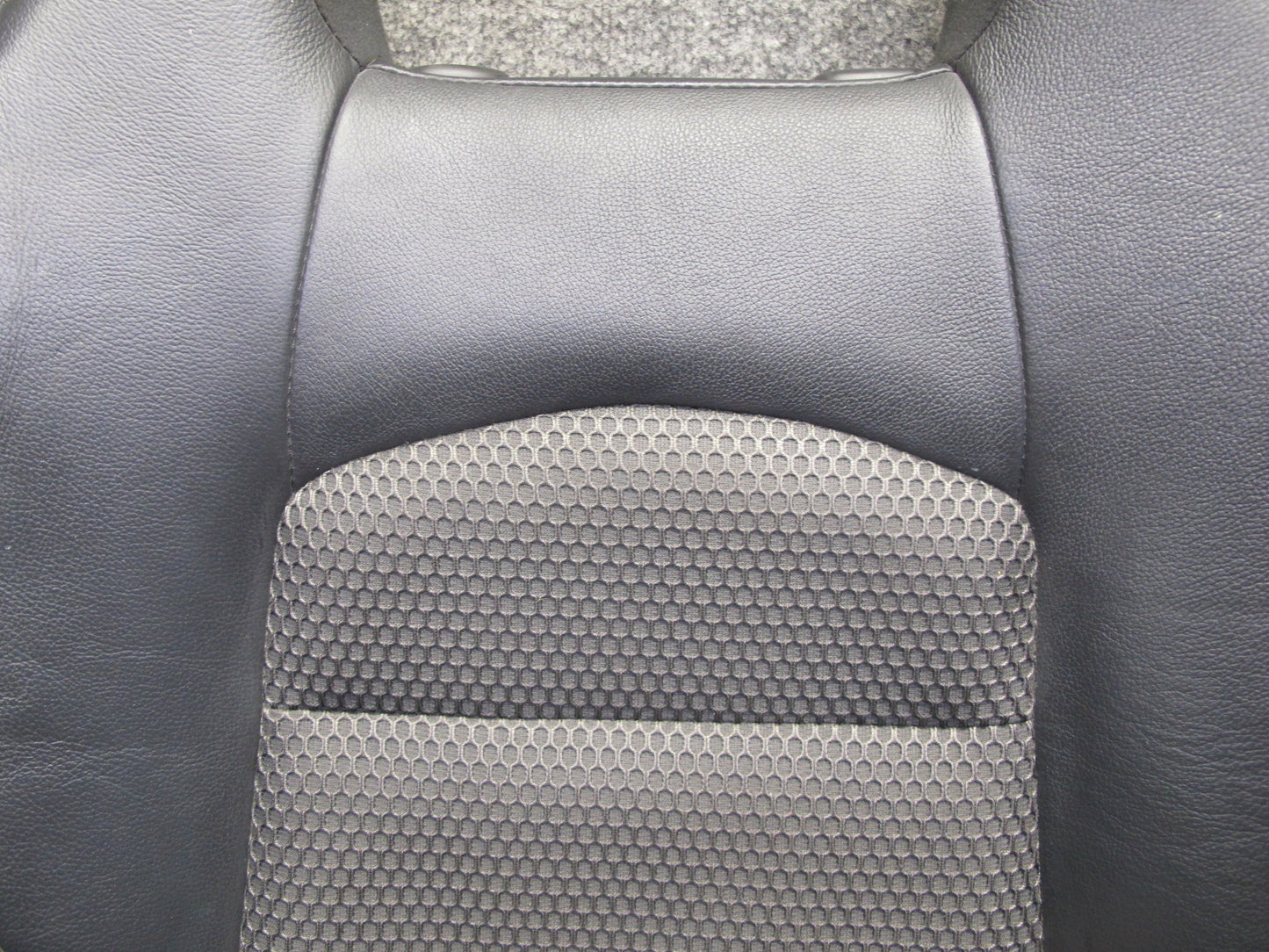 11-19 Nissan Z34 370Z Convertible Right Seat Upper Leather Cushion Backrest OEM