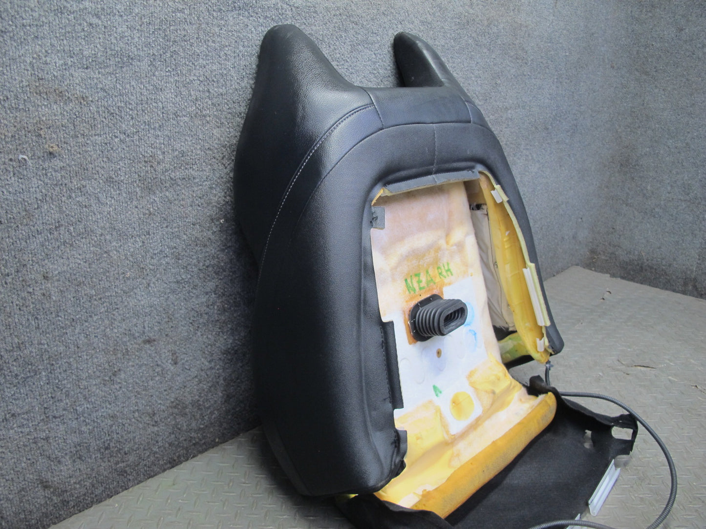 11-19 Nissan Z34 370Z Convertible Right Seat Upper Leather Cushion Backrest OEM