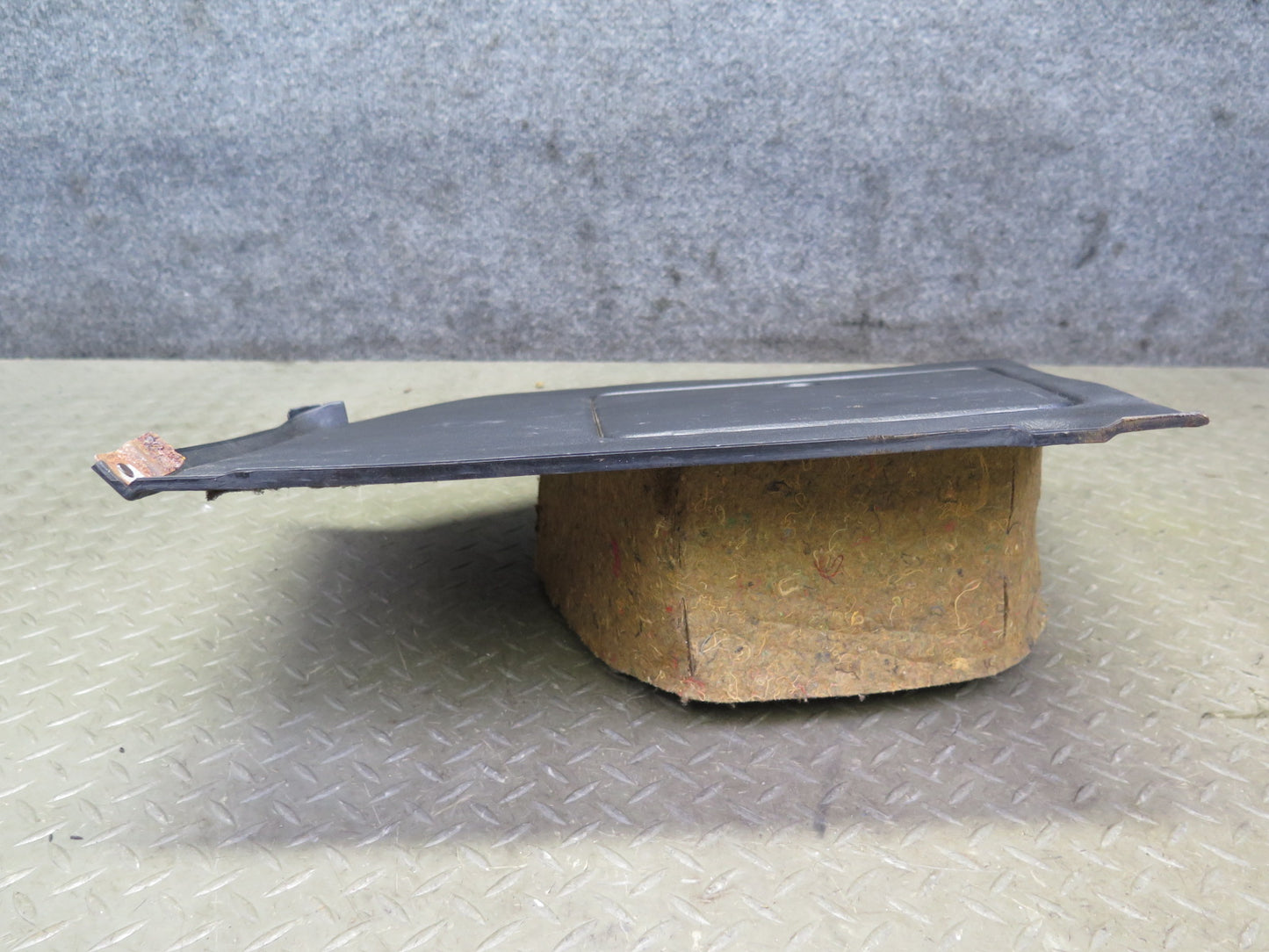 84-86 Nissan Z31 300ZX 2+0 Rear Left & Right Trunk Trim Cover Panel Set OEM