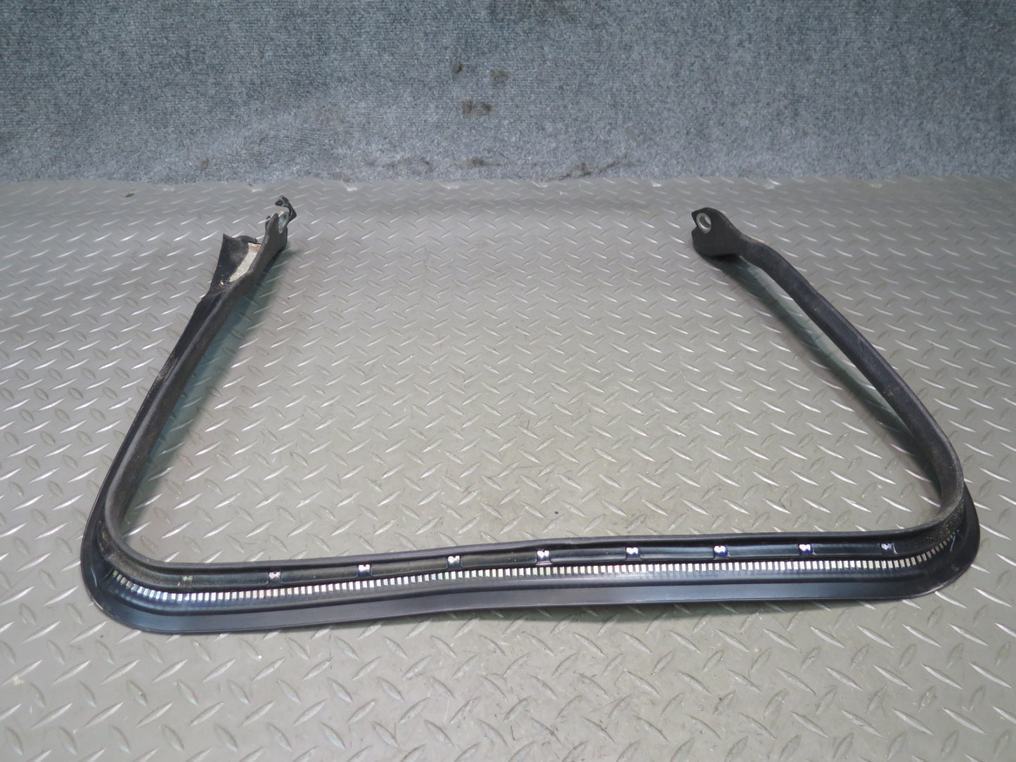 85-89 Nissan Z31 300ZX 2+0 Set of 2 Left & Right T-top Roof Rubber Seal OEM