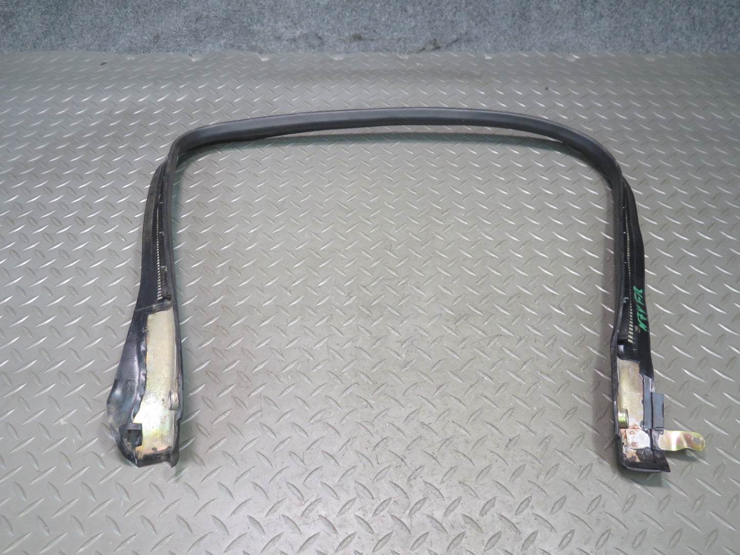 85-89 Nissan Z31 300ZX 2+0 Set of 2 Left & Right T-top Roof Rubber Seal OEM