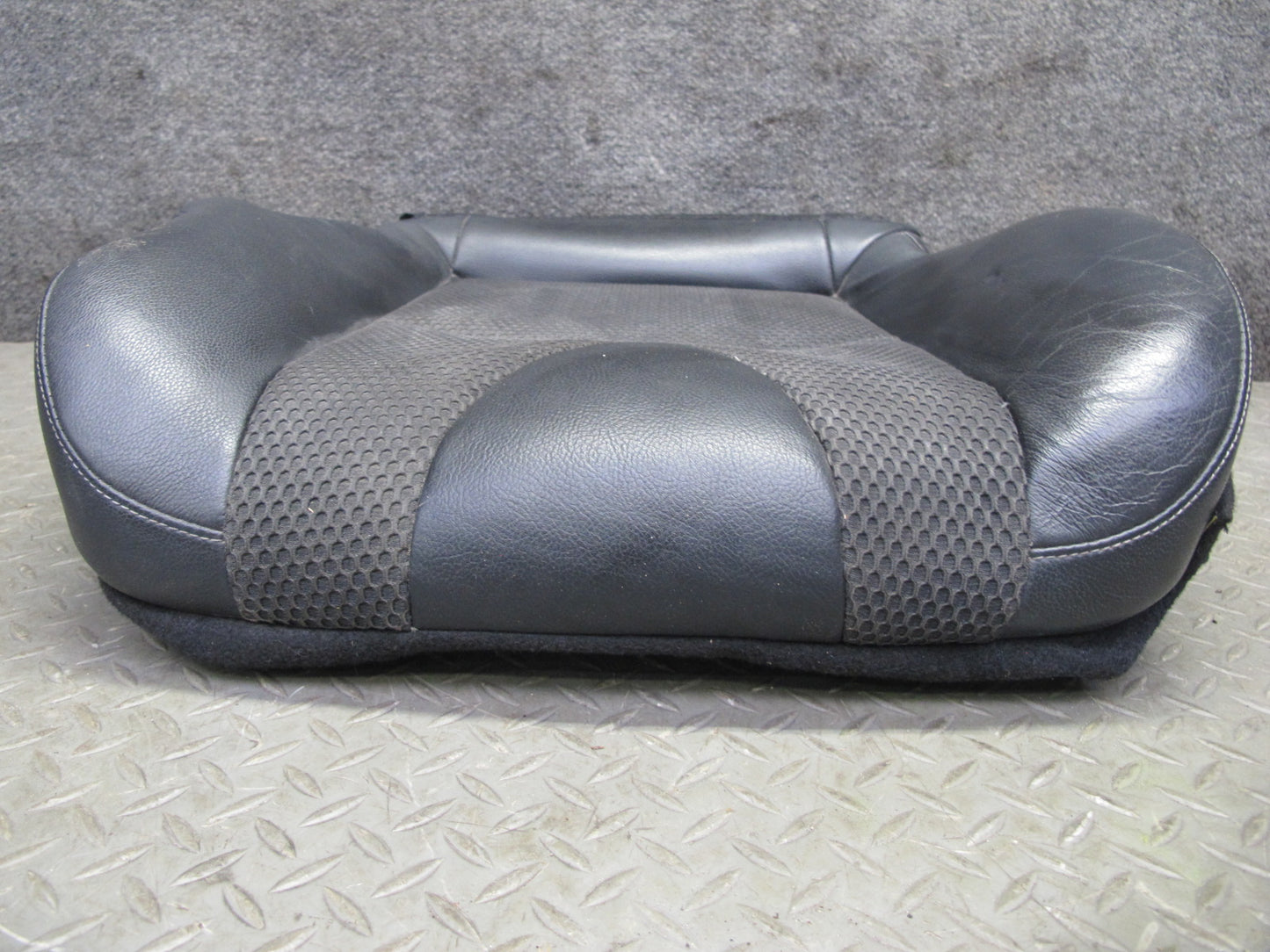 11-19 Nissan Z34 370Z Convert Front Left Seat Lower Leather Cushion Black OEM