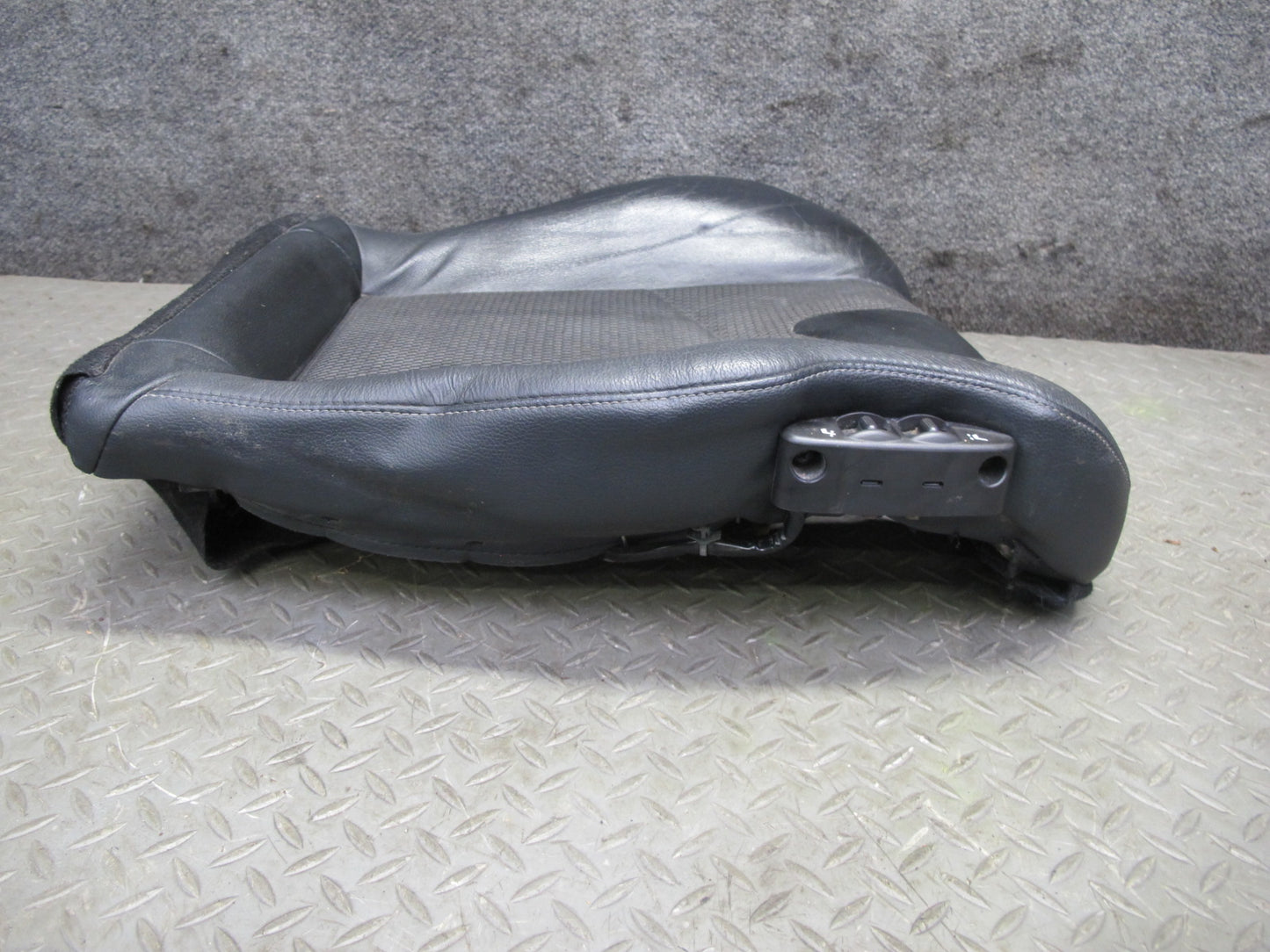 11-19 Nissan Z34 370Z Convert Front Left Seat Lower Leather Cushion Black OEM