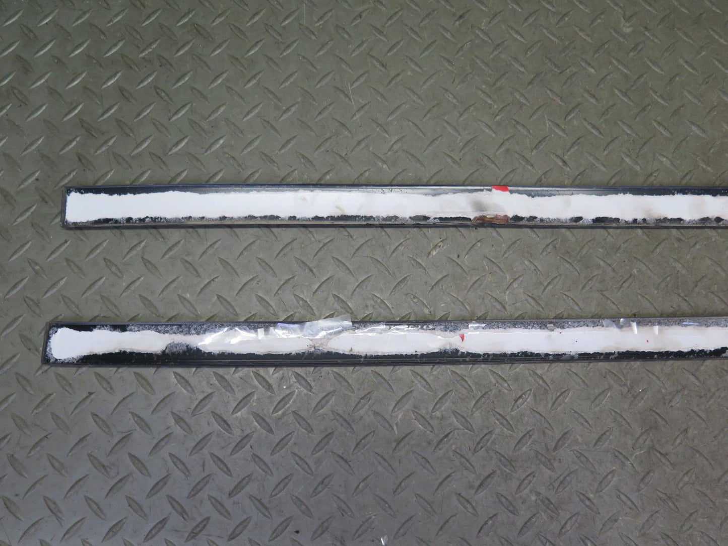 1986 Nissan 300ZX Z31 2+0 Set of 6 Left Right Door Fender Molding Trim RED OEM