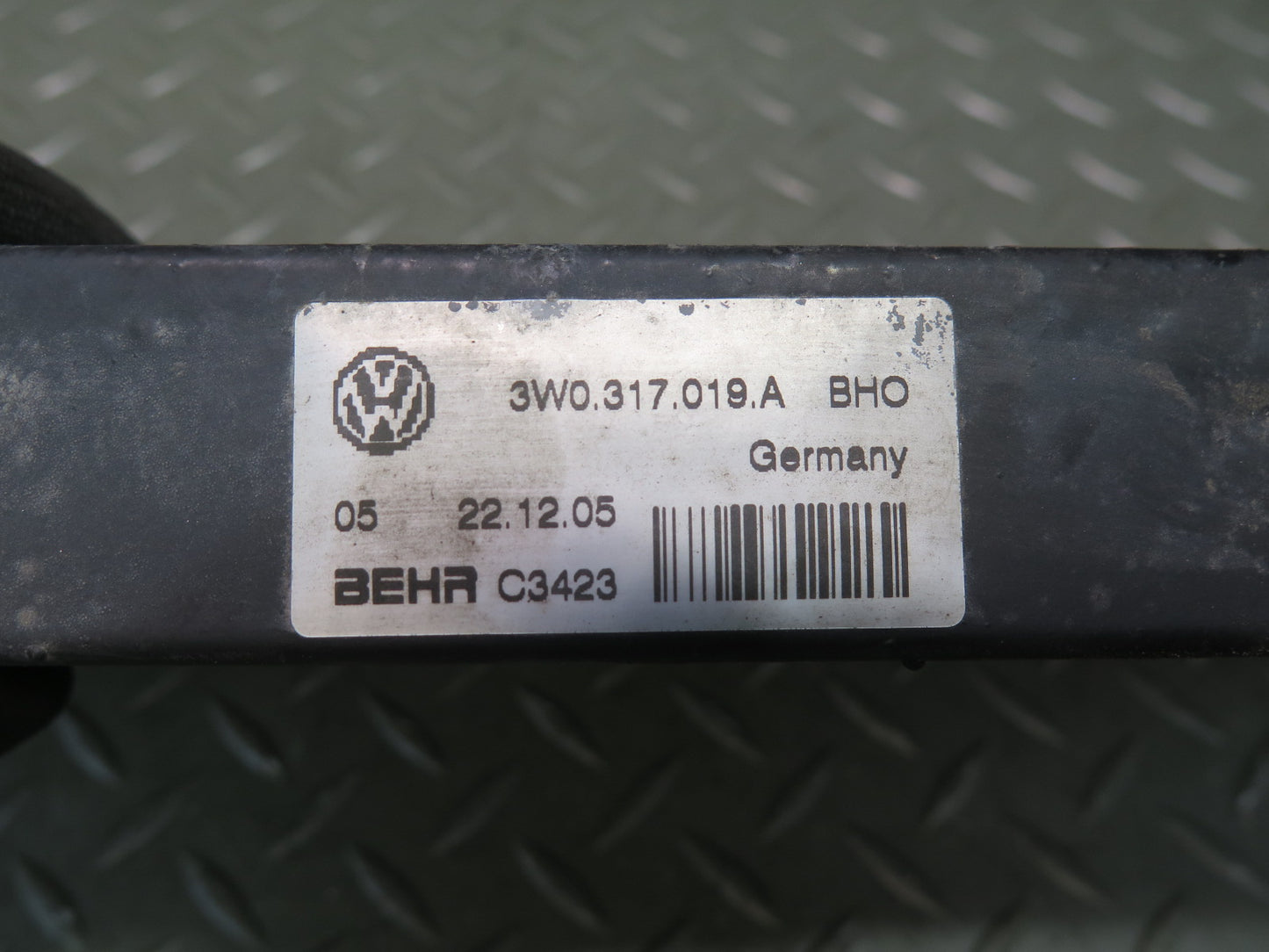 06-12 Bentley Continental Flying Spur Automatic Transmission Oil Cooler Radiator