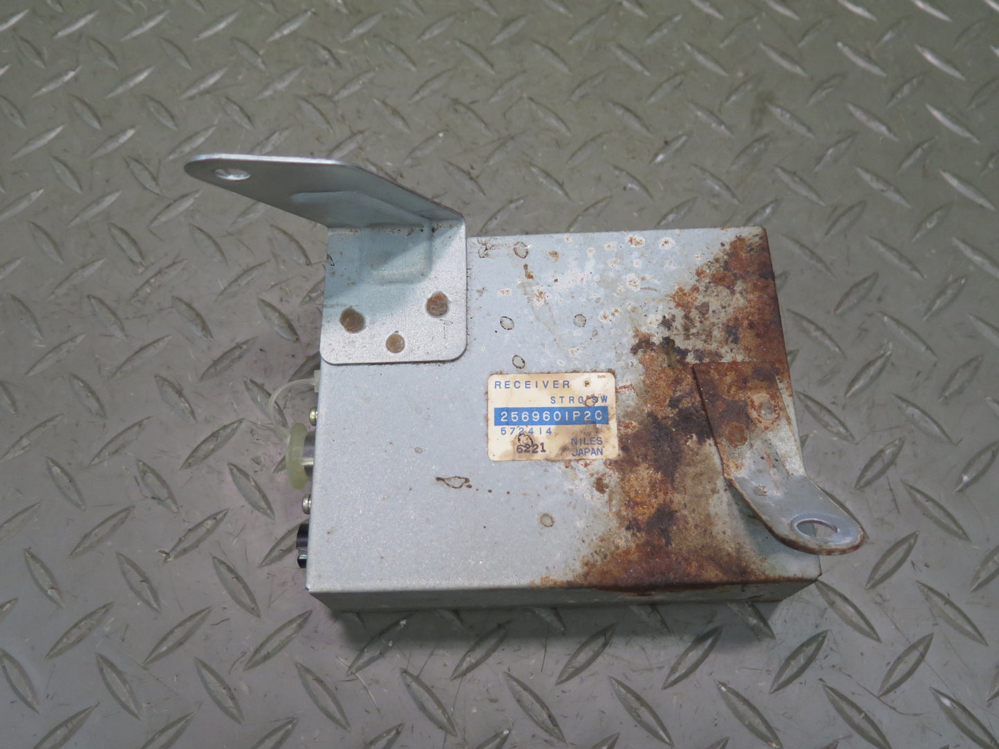 84-89 Nissan Z31 300ZX 2+0 Communication Control Module Receiver OEM