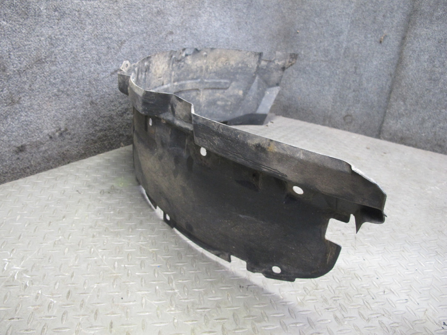 99-01 Isuzu Vehicross Front Left & Right Wheel Arch Liner Splash Guard Set OEM