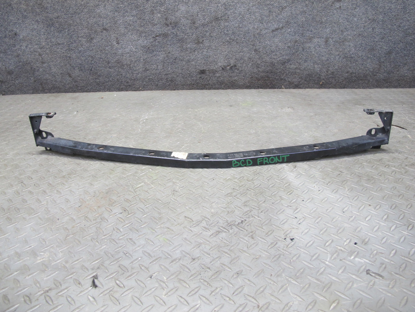 06-12 Bentley Continental Flying Spur Front Bumper Center Support Bracket