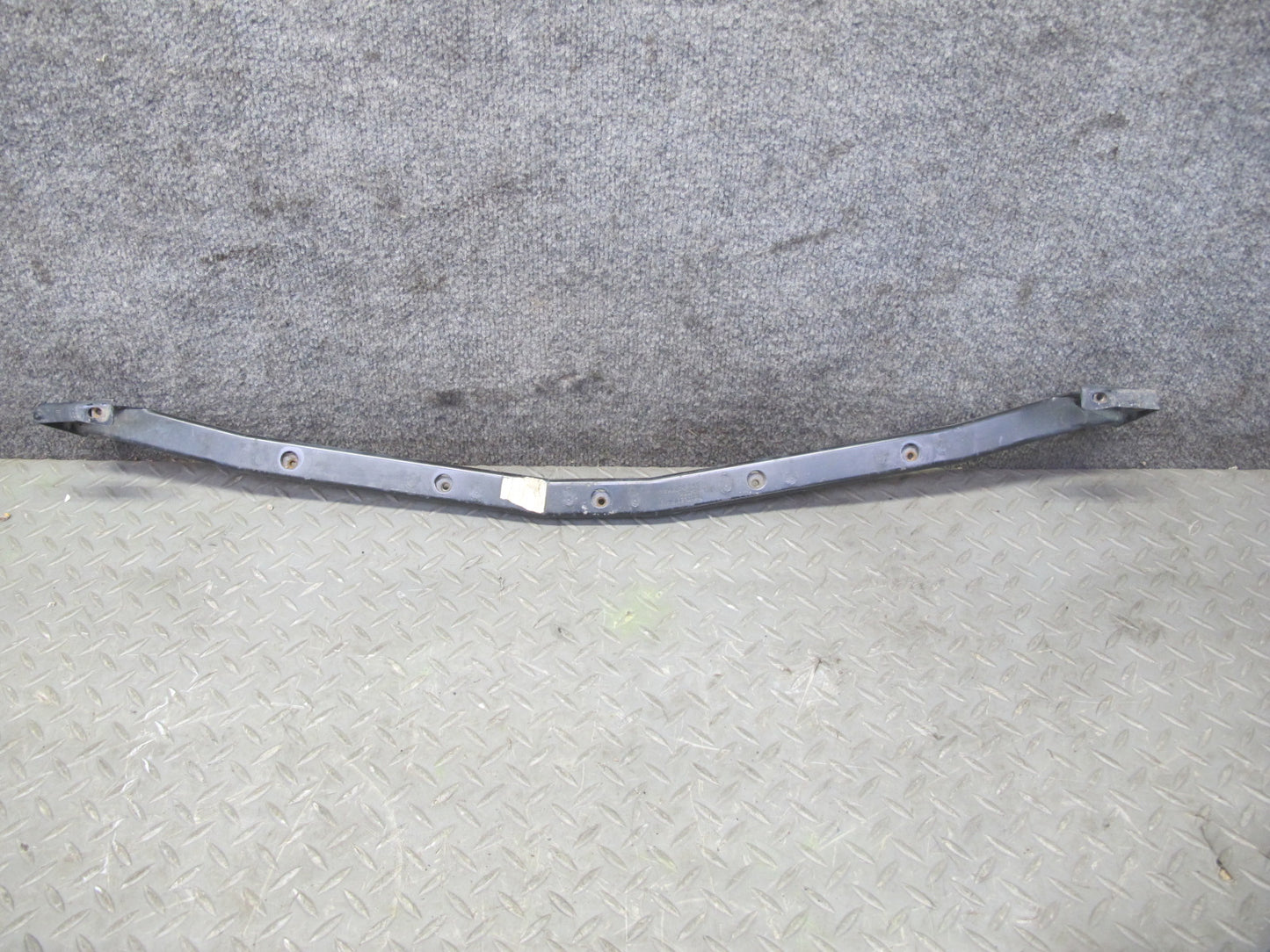 06-12 Bentley Continental Flying Spur Front Bumper Center Support Bracket