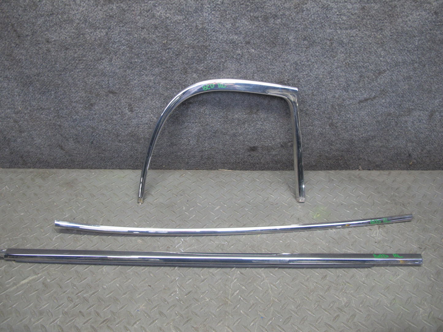 2006-2012 Bentley Flying Spur Rear Left Door Window Chrome Trim Molding Set