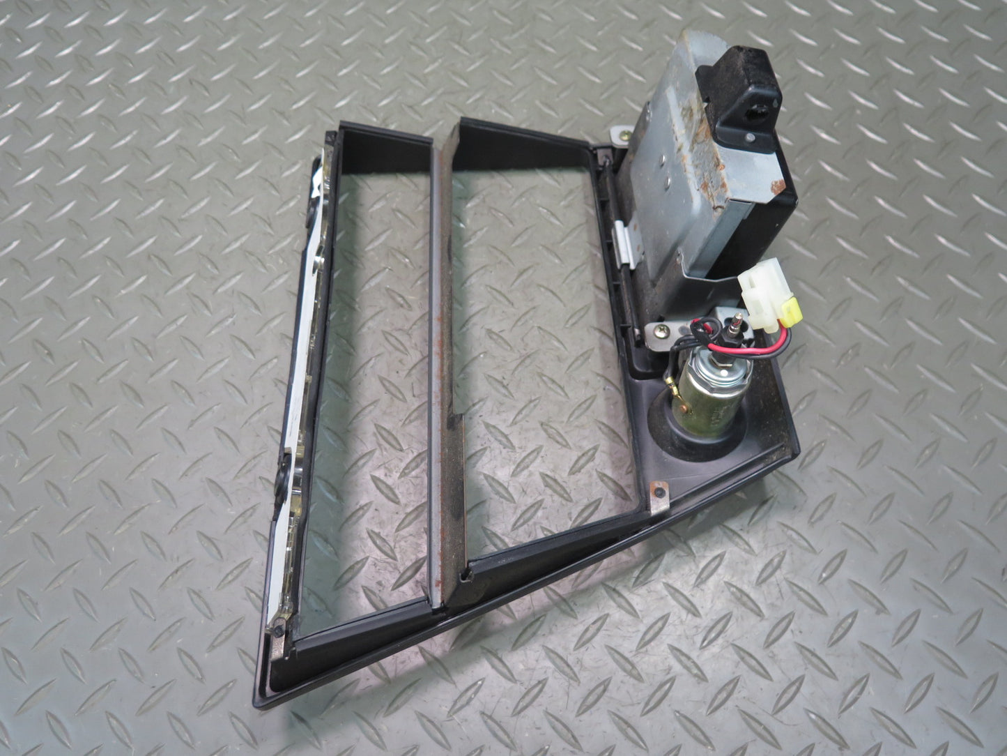 84-86 Nissan Z31 300ZX Dash Center Trim Bezel Cover Panel w Lighter OEM
