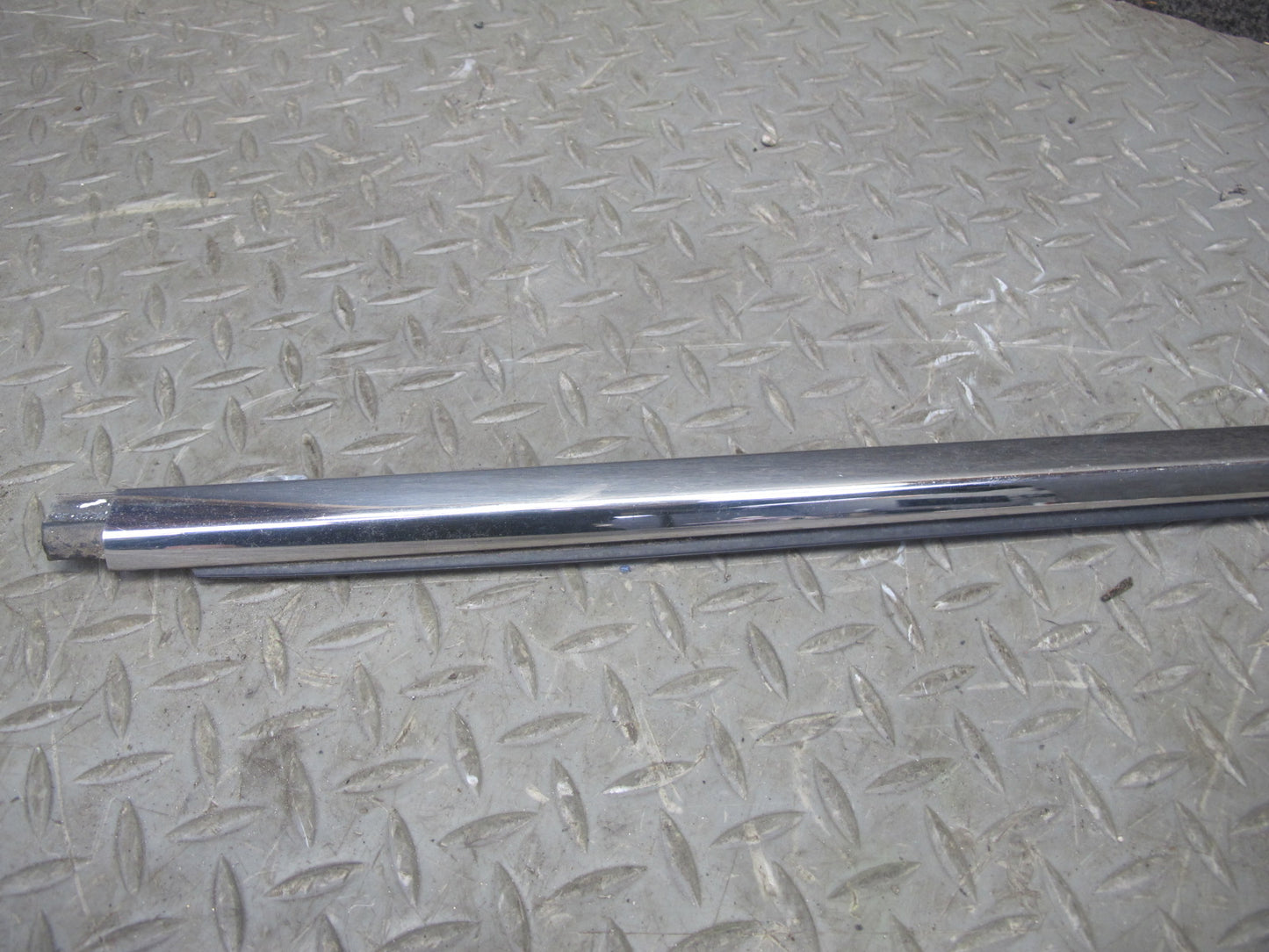 2006-2012 Bentley Flying Spur Rear Left Door Window Chrome Trim Molding Set