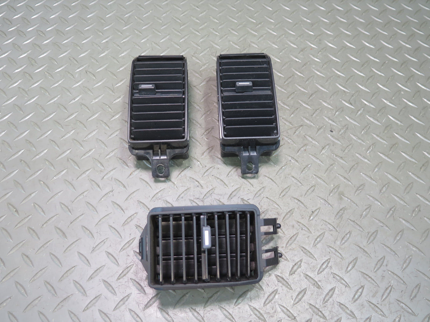 84-86 Nissan Z31 300ZX Set of 3 Dash Front Left Center Right A/C Air Vent OEM