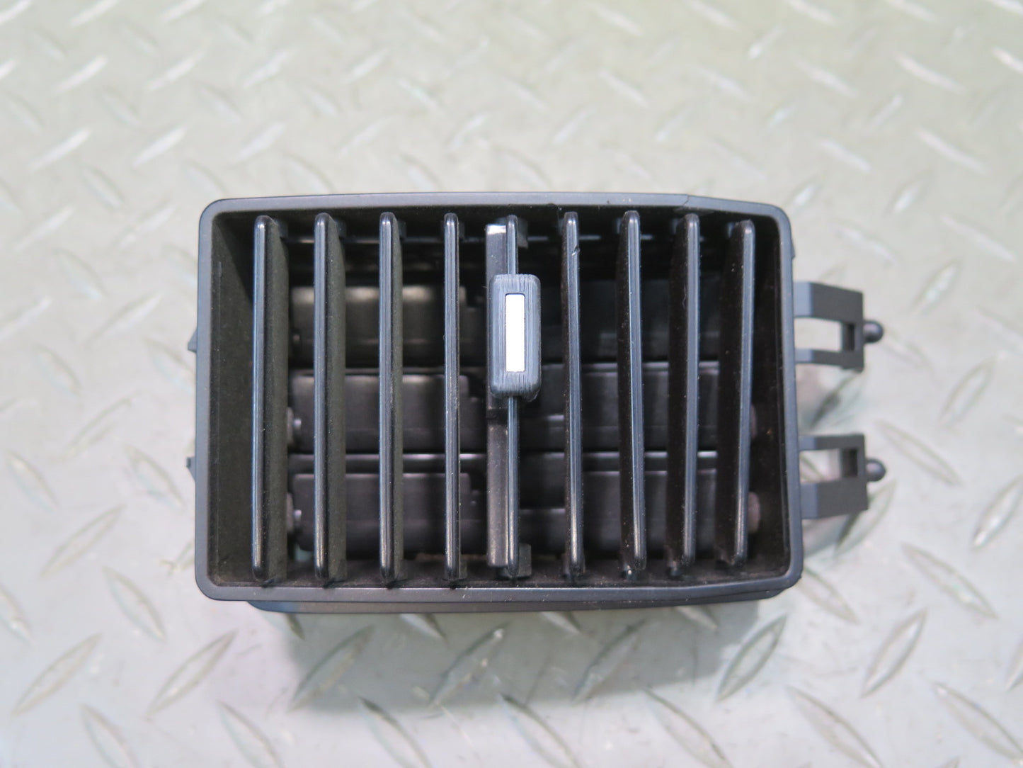 84-86 Nissan Z31 300ZX Set of 3 Dash Front Left Center Right A/C Air Vent OEM