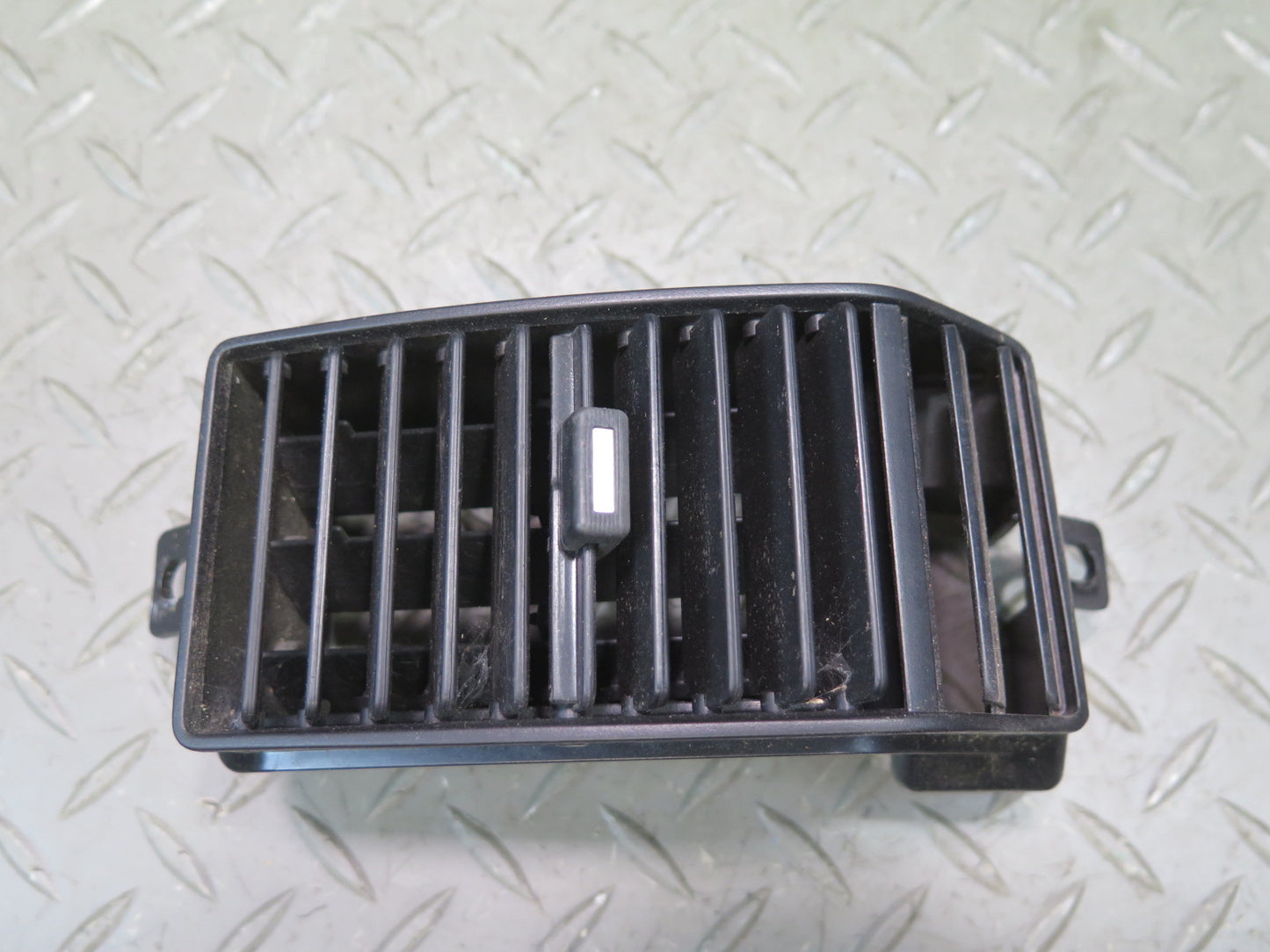 84-86 Nissan Z31 300ZX Set of 3 Dash Front Left Center Right A/C Air Vent OEM