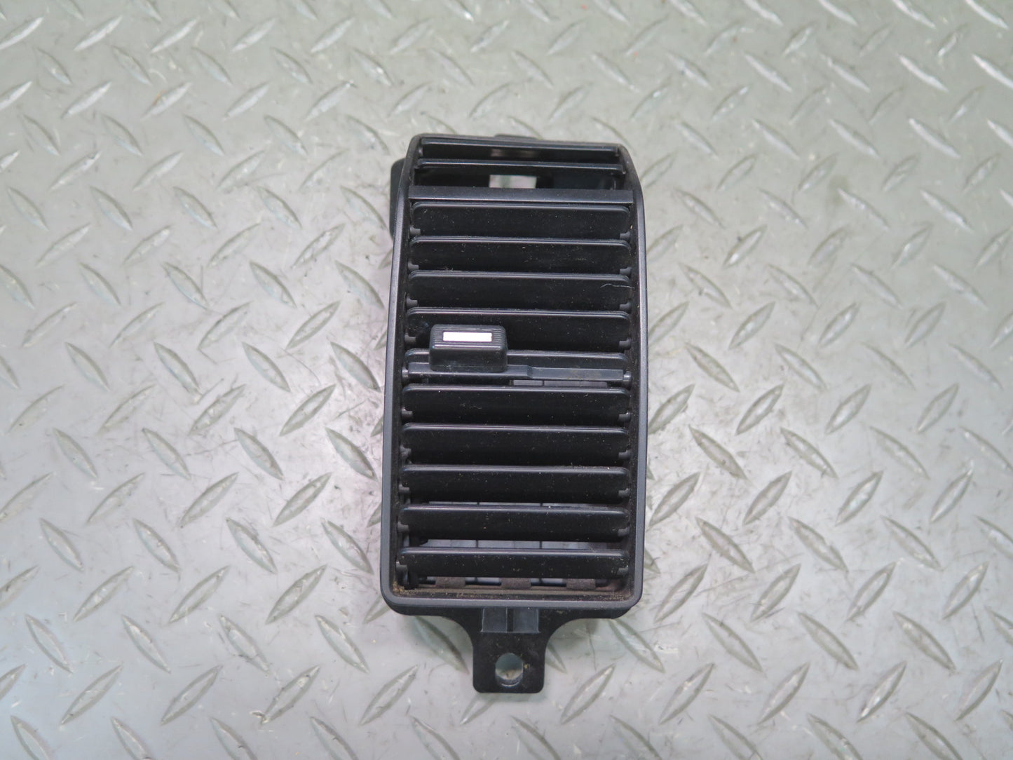 84-86 Nissan Z31 300ZX Set of 3 Dash Front Left Center Right A/C Air Vent OEM