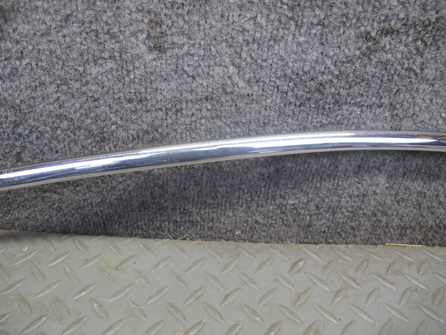 2006-2012 Bentley Flying Spur Front Left Door Window Chrome Trim Molding Set