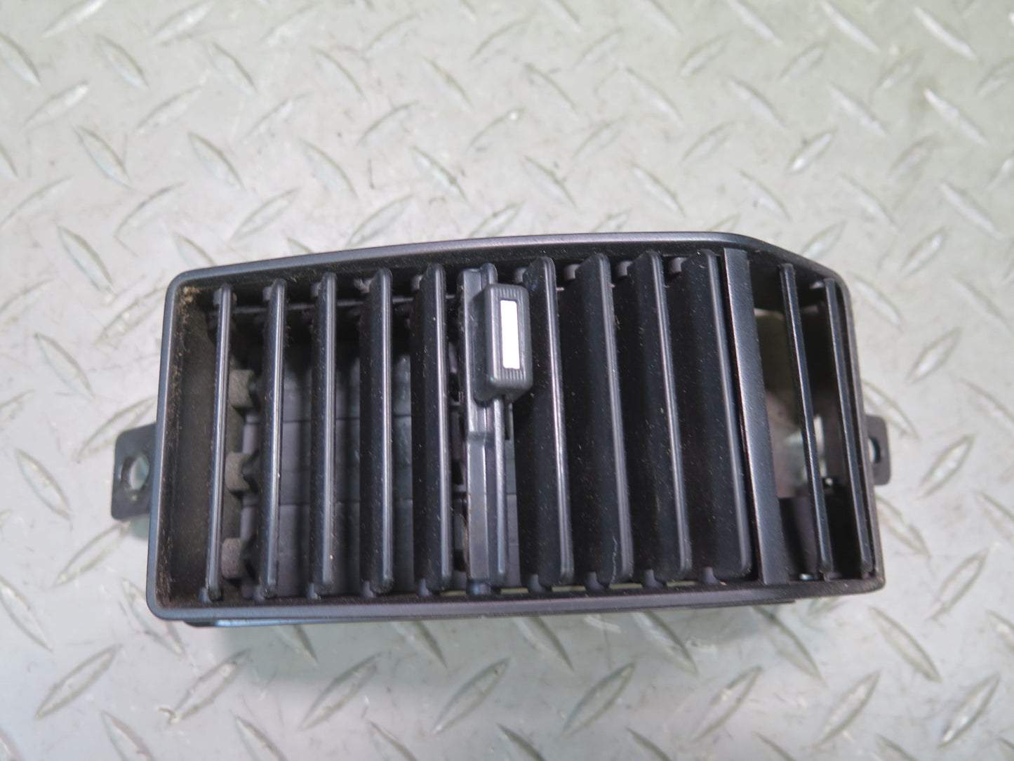 84-86 Nissan Z31 300ZX Set of 3 Dash Front Left Center Right A/C Air Vent OEM