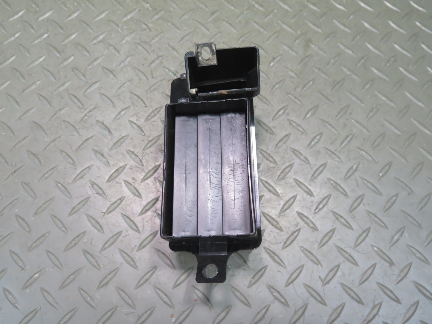 84-86 Nissan Z31 300ZX Set of 3 Dash Front Left Center Right A/C Air Vent OEM