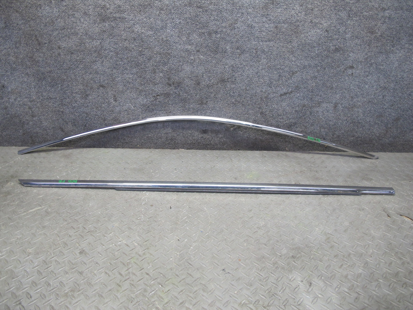 2006-2012 Bentley Flying Spur Front Right Door Window Chrome Trim Molding Set