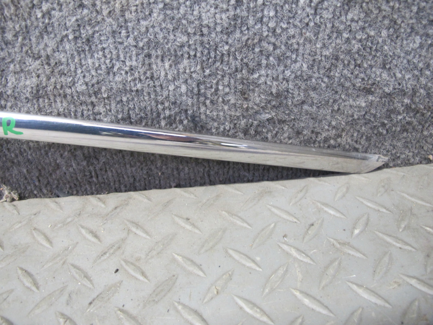 2006-2012 Bentley Flying Spur Front Right Door Window Chrome Trim Molding Set