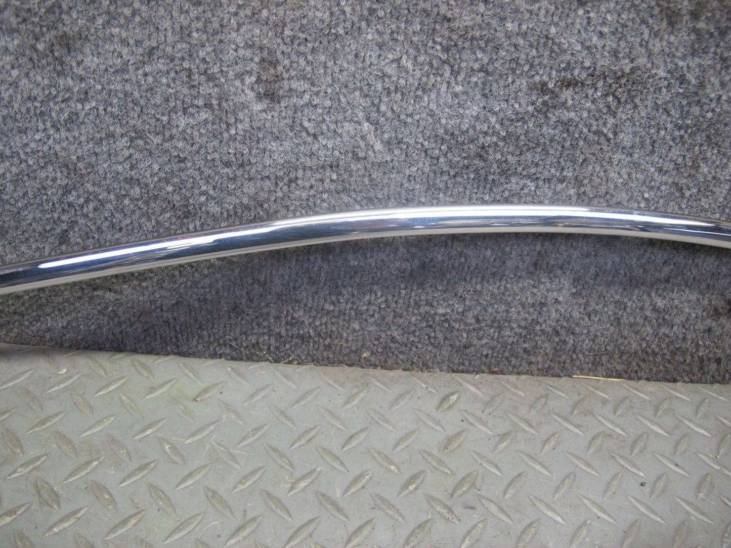 2006-2012 Bentley Flying Spur Front Right Door Window Chrome Trim Molding Set