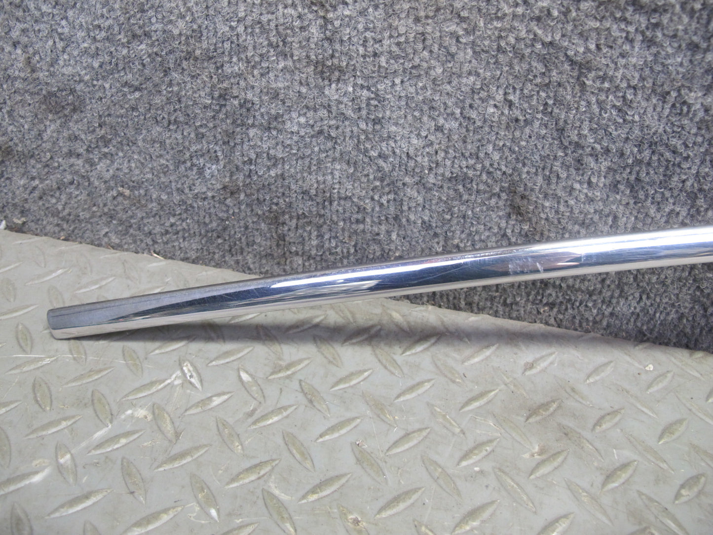 2006-2012 Bentley Flying Spur Front Right Door Window Chrome Trim Molding Set