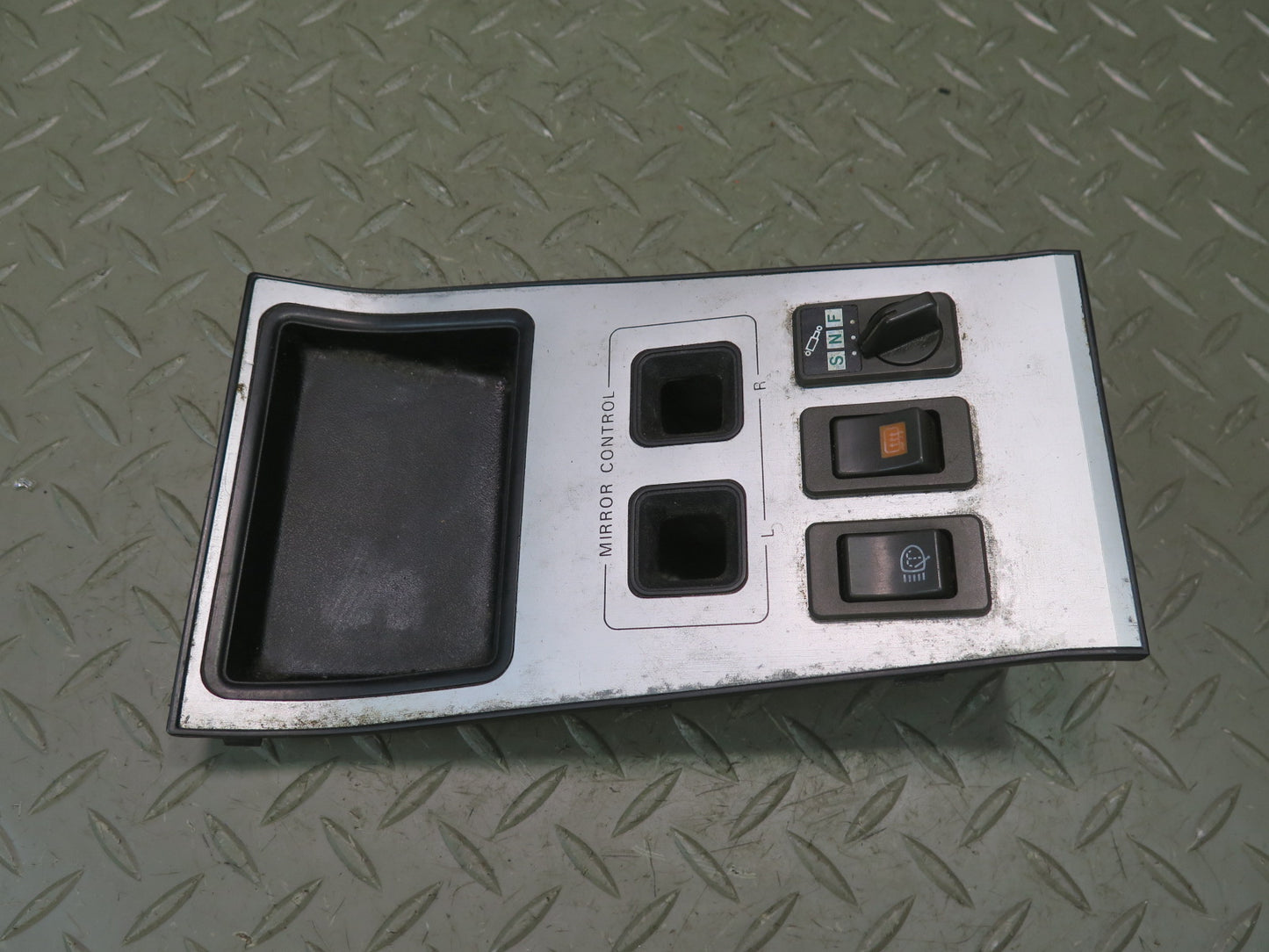 84-86 Nissan 300ZX Z31 Turbo Center Console Trim Panel w Switches OEM