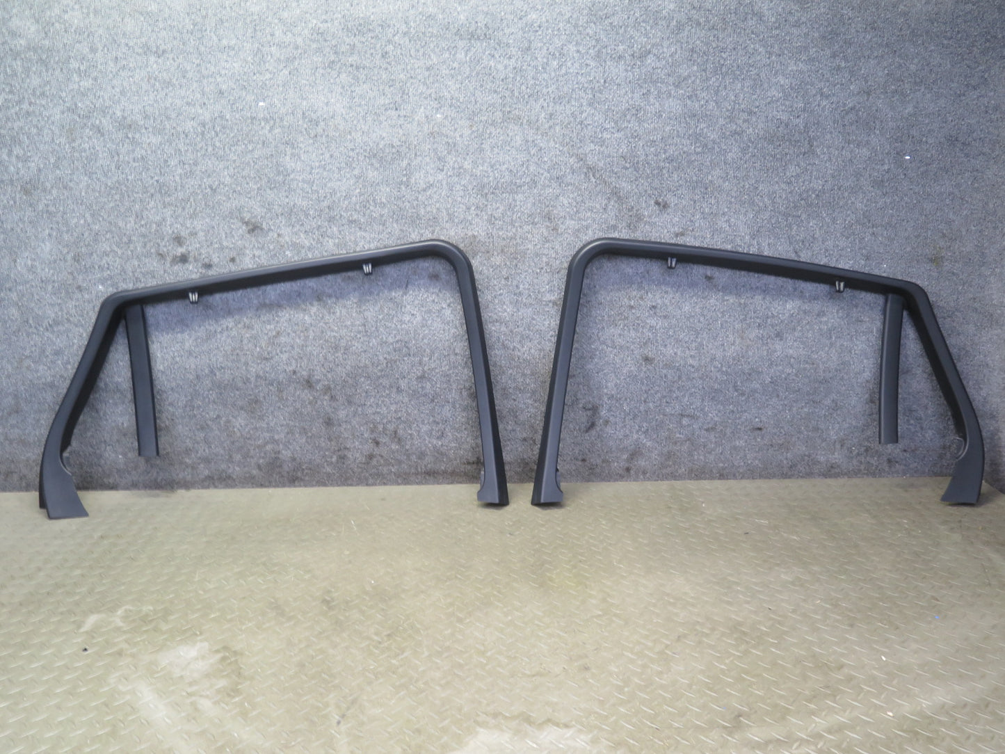2008-2014 BMW E71 X6 Rear Left & Right Door Window Frame Trim Panel Set of 2