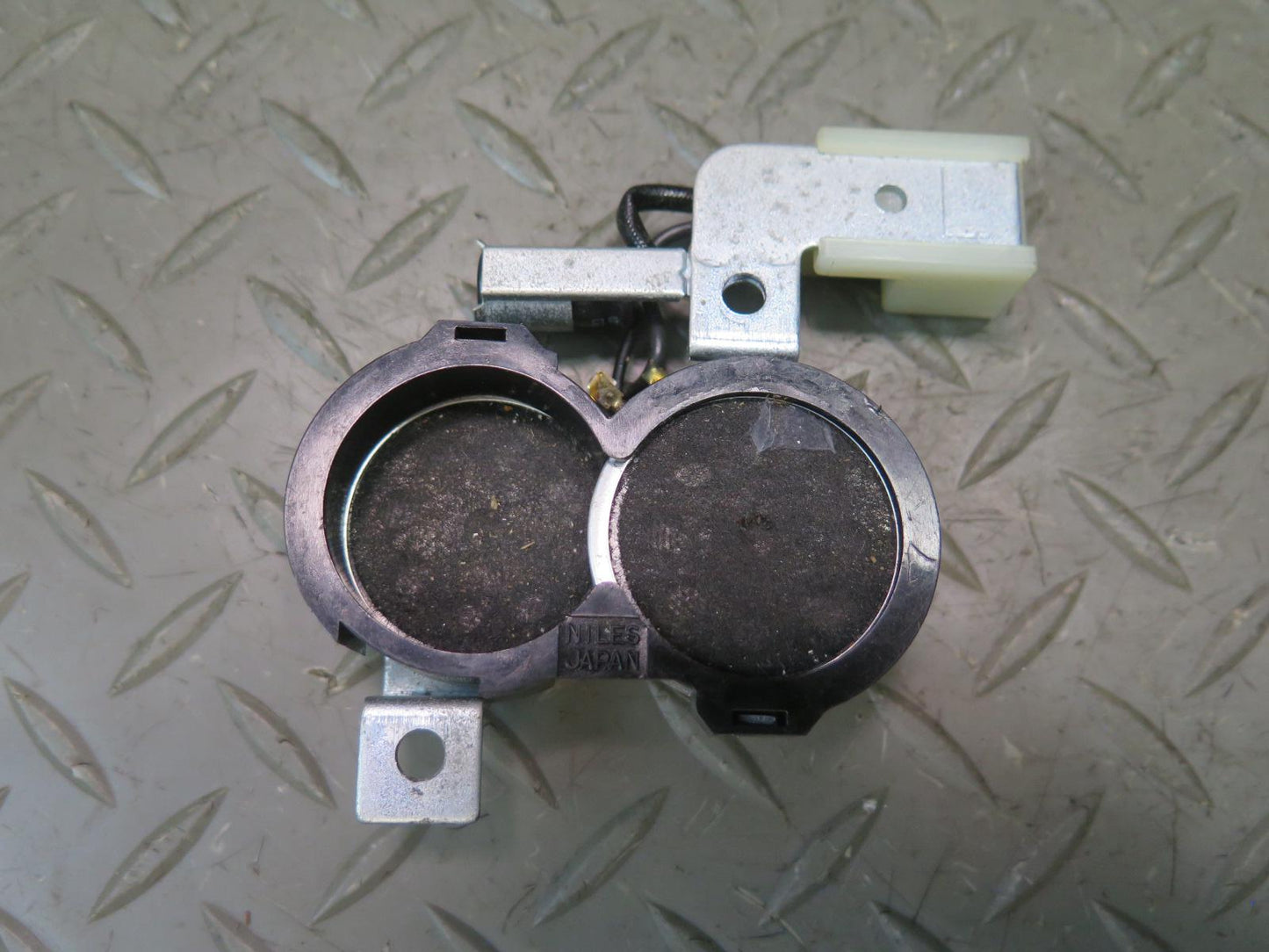 84-86 Nissan Z31 300ZX 2+0 Front Right & Left Side Tweeter Audio Speaker Set OEM